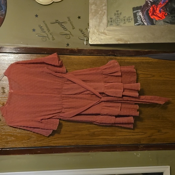 Dress - Picture 2 of 3